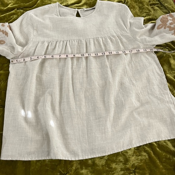 ❌SOLD❌ZARA Boho Embroidered Puff Sleeve Top - Picture 3 of 5
